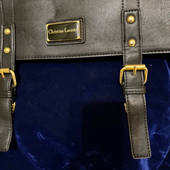 Backpack - Picture 4 of 4